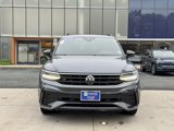 Used 2022 Volkswagen Tiguan SE R-Line image 3