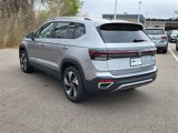 New 2025 Volkswagen Taos SE image 3