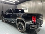 Used 2022 GMC Sierra 2500 Denali w/ Denali Black Diamond Edition image 4