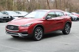 Used 2017 INFINITI QX30 Premium image 3