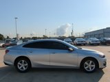 Used 2019 Chevrolet Malibu LS image 2