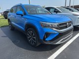 Used 2023 Volkswagen Taos SE image 3