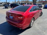 Used 2015 Hyundai Sonata SE image 5