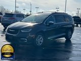 Used 2023 Chrysler Pacifica Limited image 5
