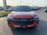 Used 2024 Chevrolet Trax RS w/ Sunroof Package image 2