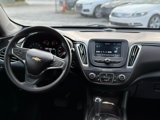Used 2017 Chevrolet Malibu LT image 2