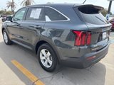 Used 2023 Kia Sorento LX image 5