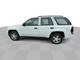 Used 2004 Chevrolet TrailBlazer LS w/ Skid Plate Package image 5