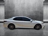 Used 2023 Toyota Camry SE image 4