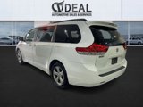 Used 2014 Toyota Sienna LE image 3