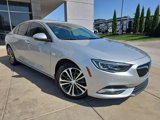 Used 2018 Buick Regal Essence w/ Driver Confidence Package #1 image 2