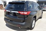 Used 2021 Chevrolet Traverse LT image 3
