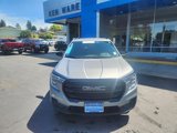 Certified 2024 GMC Terrain SLE w/ Driver Convenience Package image 3