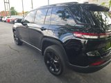 Used 2022 Jeep Grand Cherokee Altitude image 4