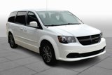 Used 2017 Dodge Grand Caravan SE image 2