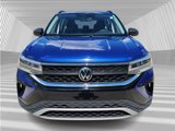 Certified 2022 Volkswagen Taos S image 4