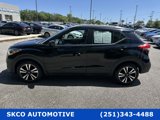 Used 2019 Nissan Kicks SV image 2
