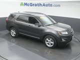 Used 2016 Ford Explorer XLT image 2