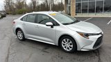 Used 2023 Toyota Corolla LE image 2