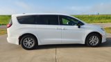 New 2025 Chrysler Pacifica Select image 6