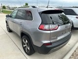 Used 2019 Jeep Cherokee Limited image 3