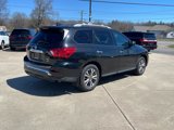 Used 2020 Nissan Pathfinder SL image 5