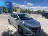 Used 2023 Nissan Versa SV image 3