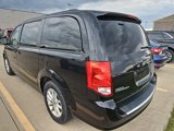 Used 2015 Dodge Grand Caravan SXT image 5