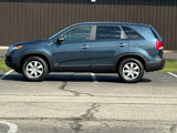 Used 2011 Kia Sorento LX image 2