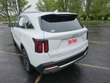 Used 2024 Kia Sorento S image 3