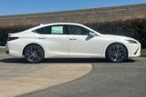 New 2025 Lexus ES 300h w/ Premium Package image 4