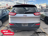 Used 2018 Jeep Cherokee Latitude w/ Cold Weather Group image 3