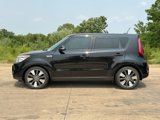 Used 2014 Kia Soul ! w/ Sun & Sound Package image 2