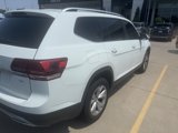 Used 2018 Volkswagen Atlas SE image 2