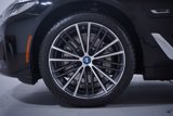 Used 2022 BMW 530e w/ Convenience Package image 2