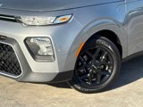 Used 2022 Kia Soul LX w/ Technology Package image 3