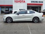 Used 2021 Volvo S60 T5 Momentum image 4