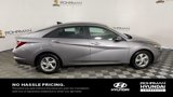 Used 2023 Hyundai Elantra SE w/ Preferred Accessory Package image 2