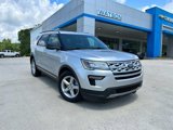 Used 2019 Ford Explorer XLT image 2