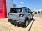 Used 2018 Jeep Renegade Latitude image 6