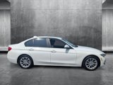 Used 2017 BMW 320i xDrive Sedan image 4