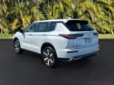 New 2025 Mitsubishi Outlander SE image 3