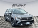 Used 2022 Volkswagen Taos SE w/ IQ.Drive SE Package image 2