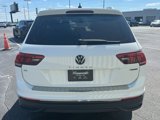 Used 2022 Volkswagen Tiguan SE w/ Panoramic Sunroof Package image 6