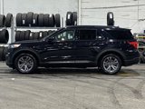 Used 2022 Ford Explorer XLT w/ Equipment Group 202A image 4