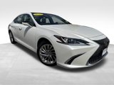 Used 2019 Lexus ES 350 Luxury image 3