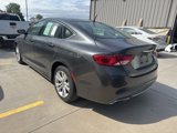 Used 2016 Chrysler 200 Limited w/ Convenience Group image 2