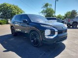 Used 2023 Mitsubishi Outlander SEL image 2