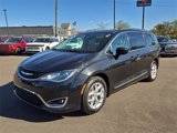 Used 2017 Chrysler Pacifica Touring-L Plus w/ Tire & Wheel Group image 2