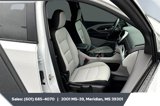 Used 2024 GMC Terrain SLE w/ Driver Convenience Package image 6